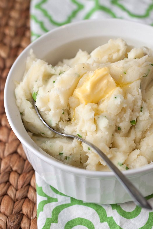 Buttermilk-Chive Mashed Potatoes