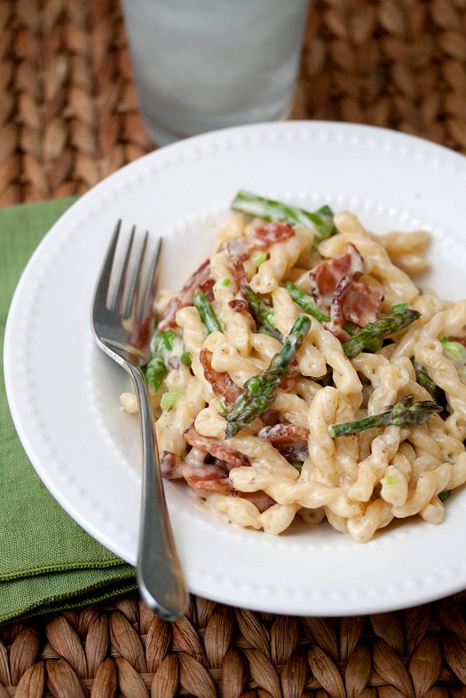 Bacon and Aspargaus Pasta